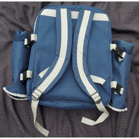 Picnic Plus Backpack Insulated Compartments Wine Bottle Holders Cutlery + More - Picture 4 of 5